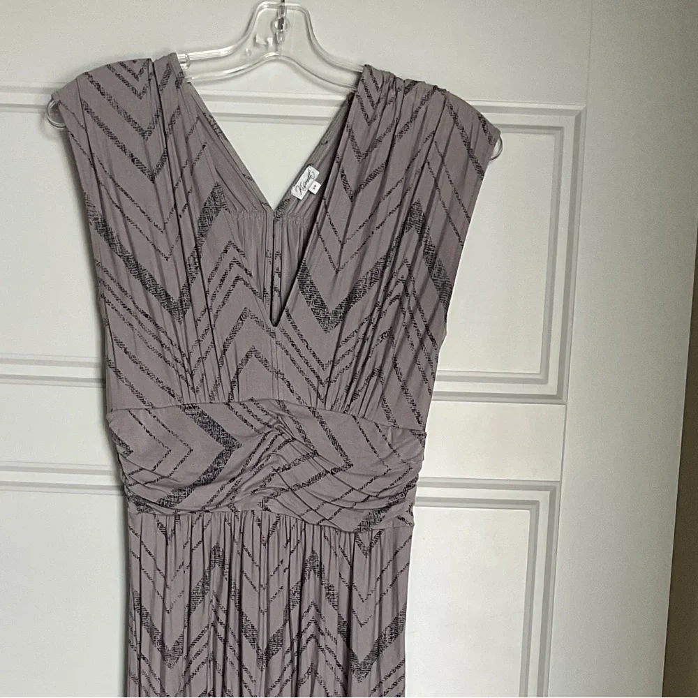 The Goddess Chevron Herringbone Maxi Dress - Picture 4 of 5